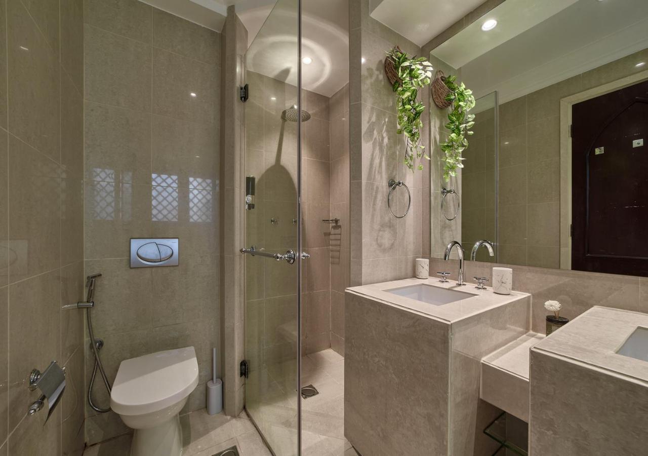 Burj Khalifa Partial View Peak Living Luxury 2Br Souk Al-Bahar Beside Dubai Mall-Golden Homes Exterior foto